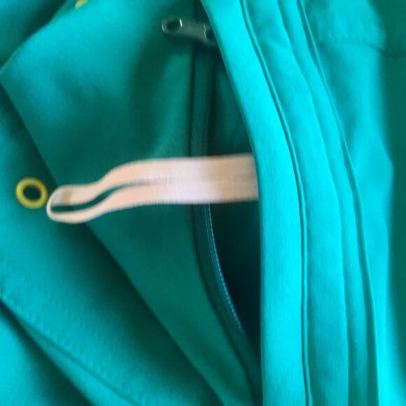 Athleta Green Swim Board Pull-On Shorts with Zipped Pocket Women’s Size 2 - Picture 6 of 7